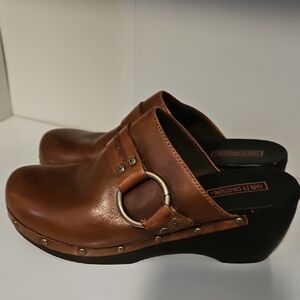 Harley-Davidson Brown Leather Mules with Gold Accents